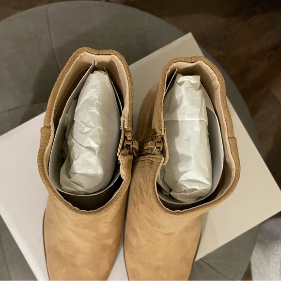 BP Wallis in Sand Beige bootie. New in box. 7.5 - Picture 3 of 4